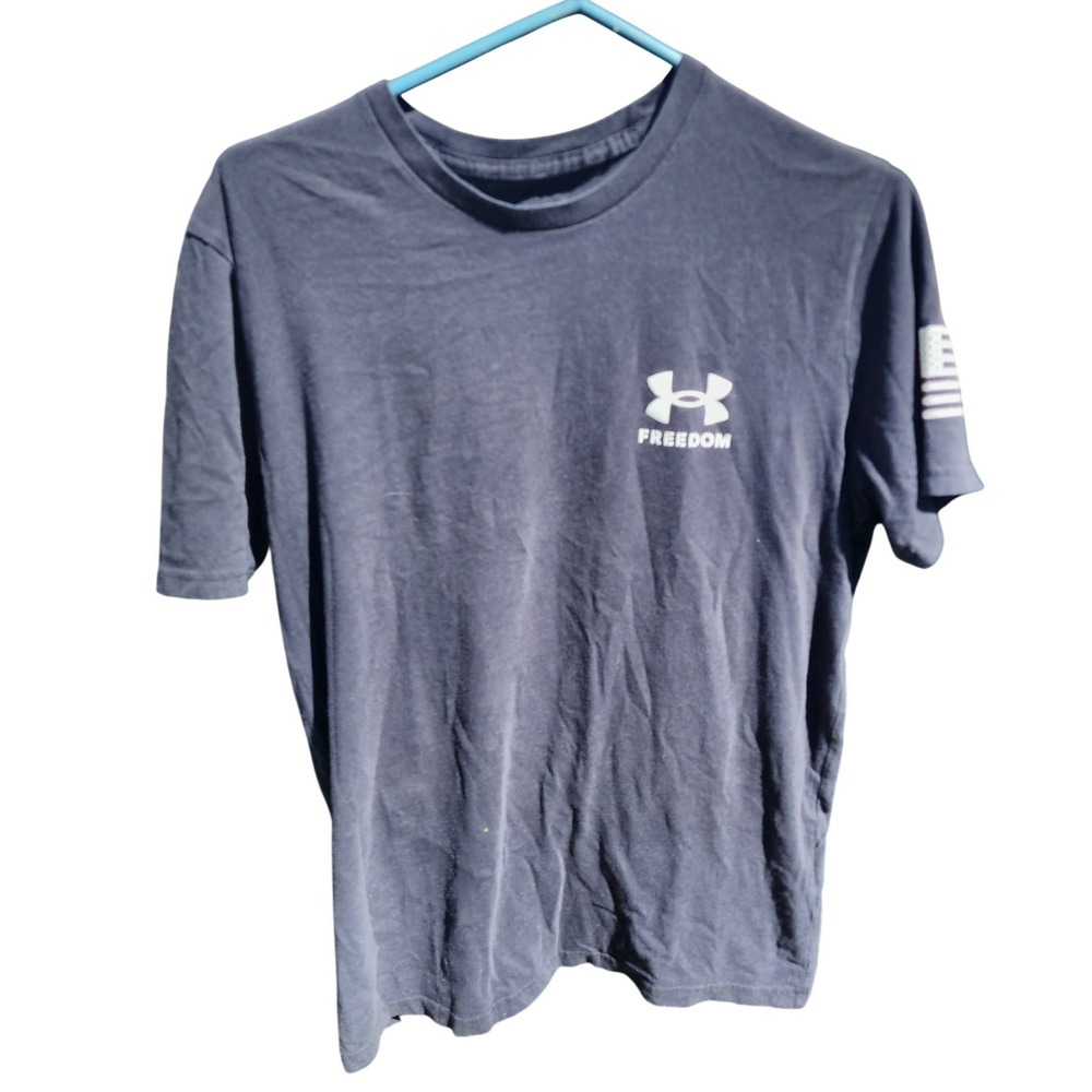 Under Armour Freedom Mens T-Shirt Medium Gray Flag Graphic Short Sleeve Loose